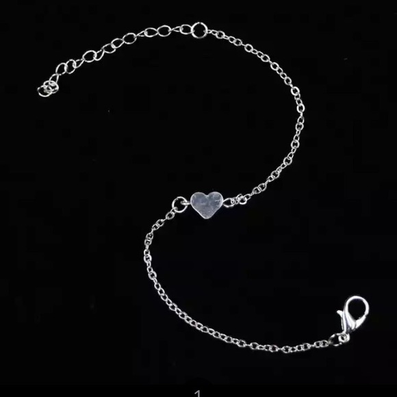 NEW!💙💎HEART💗BRACELET💎💙SILVERY! ADORABLE💗LOVE - Picture 2 of 8